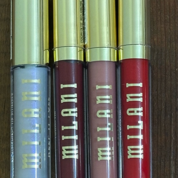 New Milani lip bundle of 4. StayPut Liquid Lip and Keep It Full Lip Plumper - Picture 2 of 8